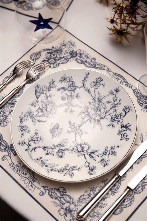 porcelaine dior|dior tableware sets.